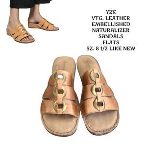 Y2K VTG. TAN LEATHER EMBELLISHED NATURALIZER SANDALS FLATS SZ.‎ 8.5 LIKE NEW